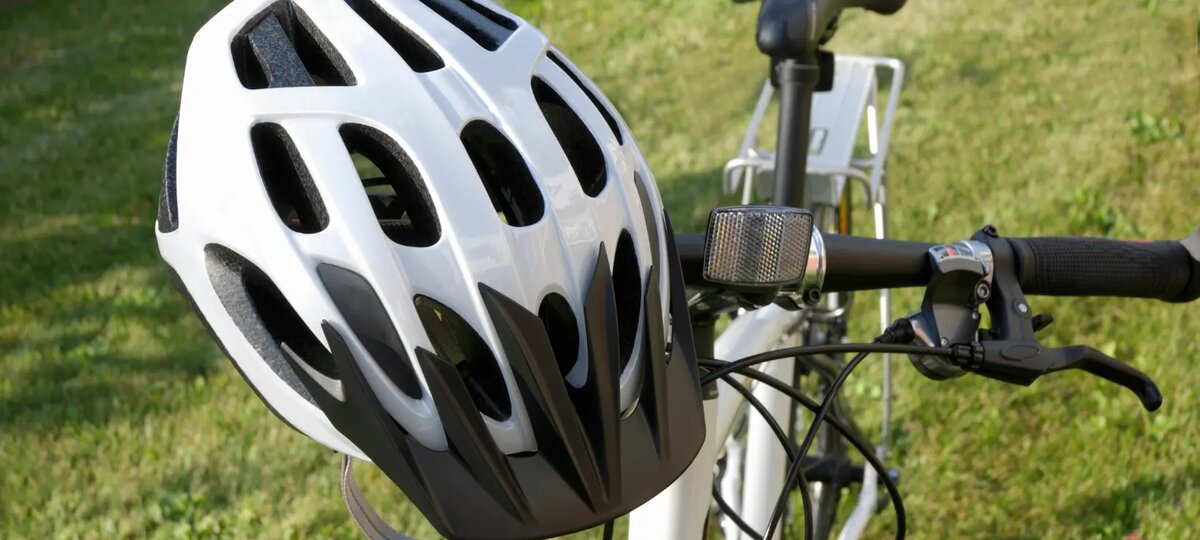 Cyklistické přilby s technologií MIPS: Proč by jí měl mít každý zkušený cyklista?