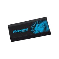 Neoprénový chránič pod řetěz Reverse Black/Light Blue
