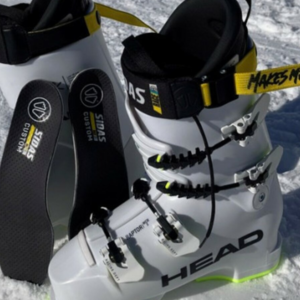 RECENZE: Sidas závodní vložky do lyžařských bot a Power Strap