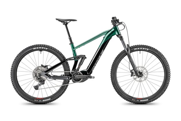 MOUSTACHE Samedi 29 Trail 150.2 British Green