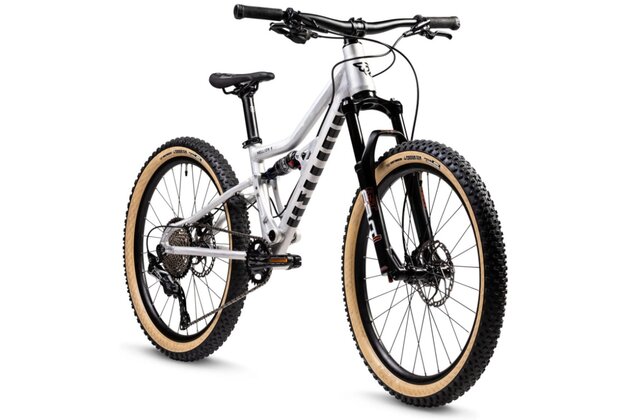 EARLY RIDER Hellion X24 Raw