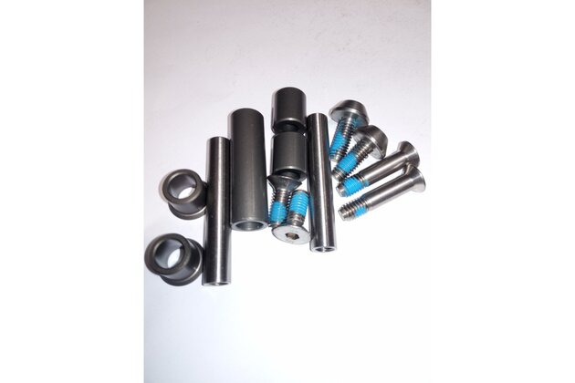 Sada čepů zadní stavby NORCO Phaser