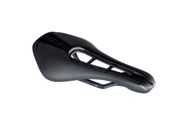 Sedlo PRO Stealth Superlight 2022