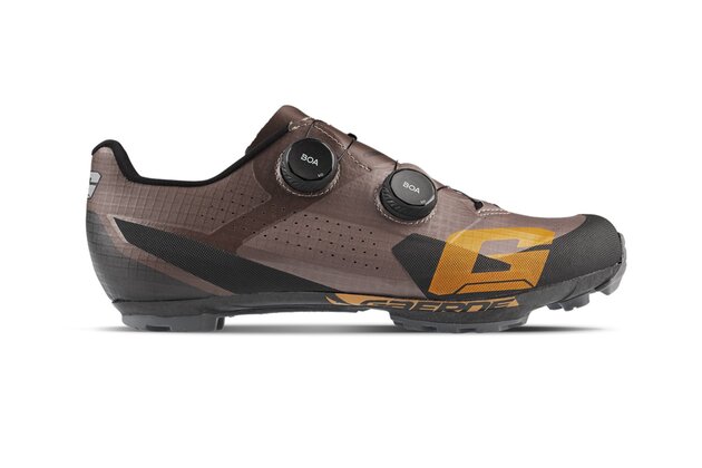 Tretry GAERNE G.ROCK Brown