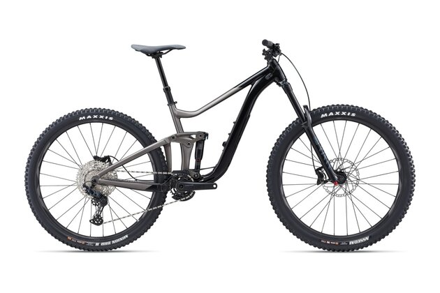GIANT Reign 2 Black Carbon