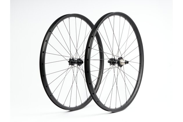 Zapletená kola SYNTACE W25i 29 Boost Sram XD