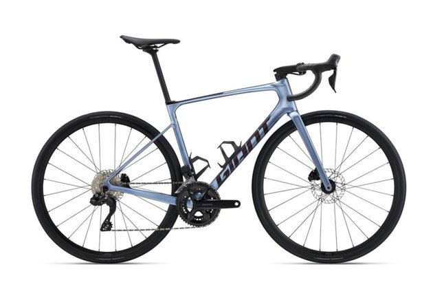 GIANT Defy Advanced 1 Frost Silver