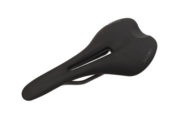 Sedlo MAX1 Evo Carbon Hole