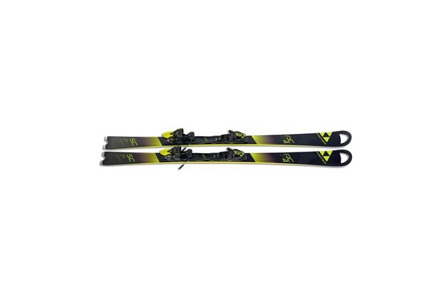 Sjezdové lyže FISCHER RC4 WORLDCUP SC, model 2017/18 (set s vázáním)