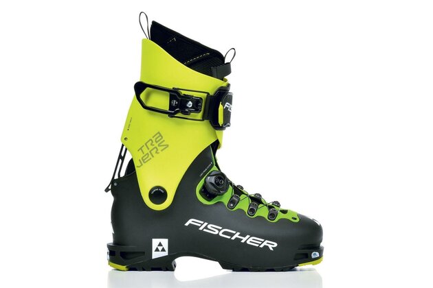 Skialpinistické boty FISCHER TRAVERS, model 2017/18